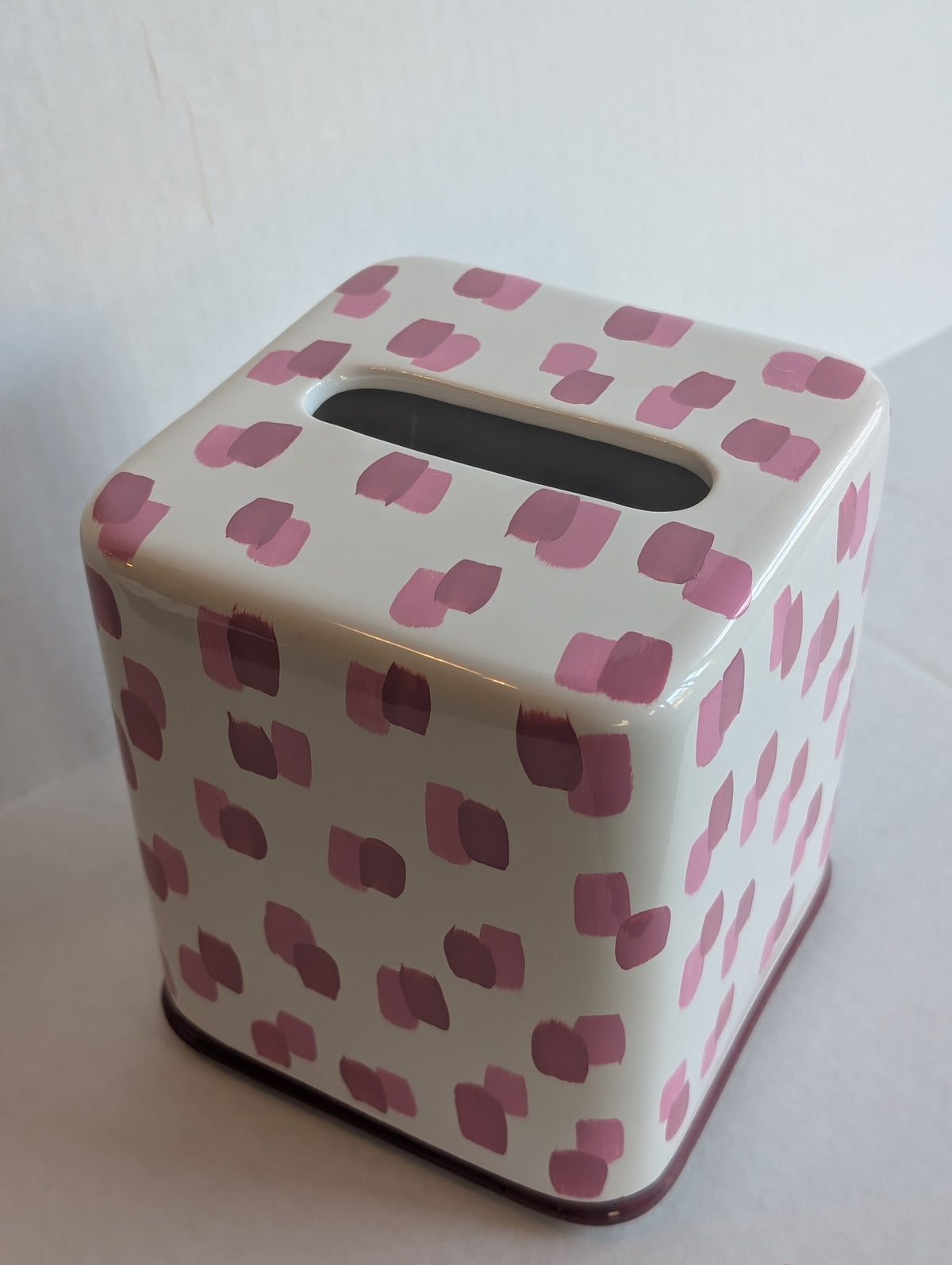 Mauve Brushstroke Tissue Cover  image 1